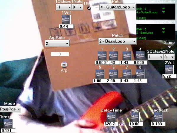 Plastic Guitarist free software-synthesizer by RunBeerRun